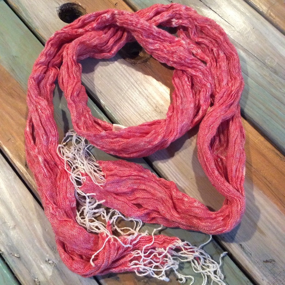 Linen crinkle scarf